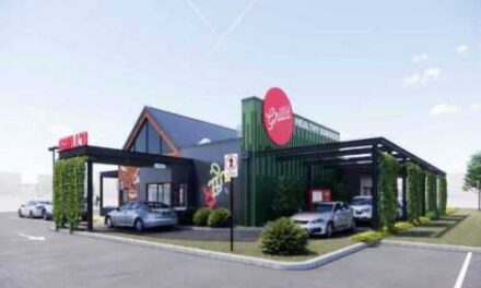 Grill’d Fires Up Third Victorian Drive-Thru at Marriott Waters