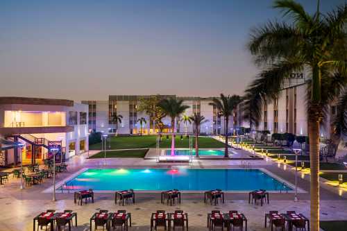 Novotel Cairo Airport Wraps Christmas in Festive Cheer