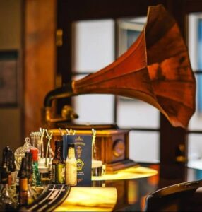 The Palais Bar is a nice place for a drink before or after dinner.