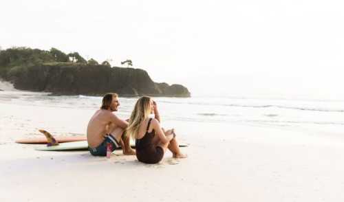 Feel-Good Tweed Summer Shines with a Call to Protect Nature