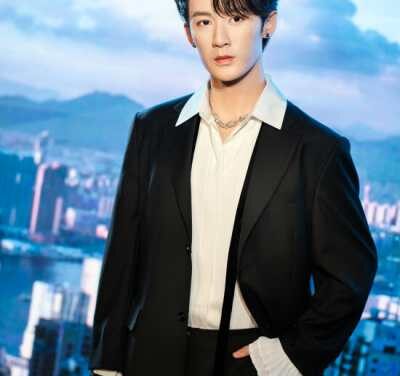 Tan Jianci’s Wax Figure Debuts for Year of the Horse Magic