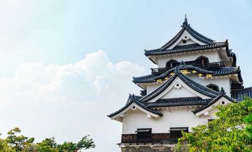 Oku Japan Expands Self-Guided Walks Around Lake Biwa