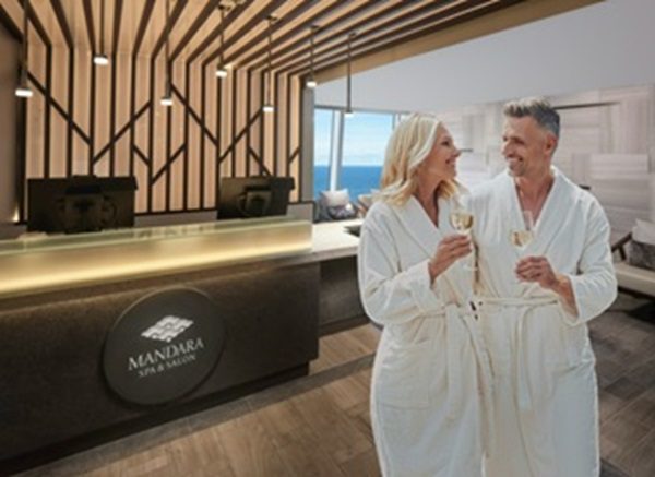 Norwegian Spirit turns festive chaos into calm at sea