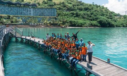 AYANA Komodo Champions Conservation at Waecicu Beach