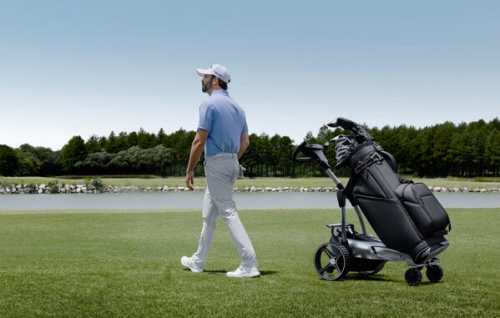 NAVEE Swings Big With Golf Mobility Debut at PGA Show 2026