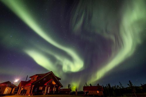 Chasing the Northern Lights by Charter Plane in Yukon