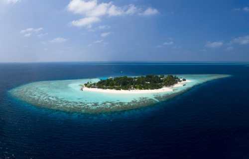 Eri Maldives Reopens as an Eco-Chic Island Escape