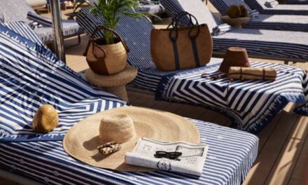 Ritz-Carlton Yacht & Johanna Ortiz Take Over at Sea