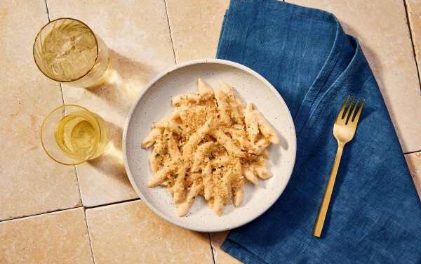 Alaska & Hawaiian Unveil Chef-Led Spring Menus