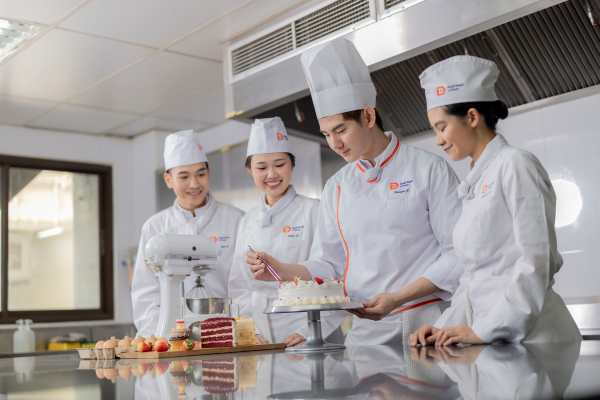 Dusit Thani College