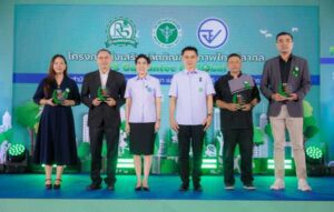 Recipients of R5 Guarantee Award including Wyndham Hua Hin Pranburi Resort and Villas