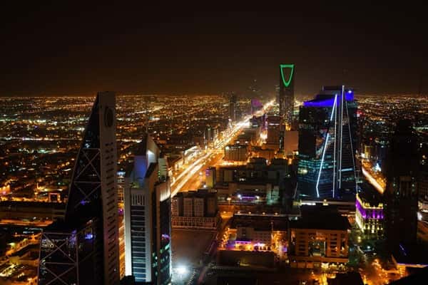 Saudi होटल Surge Signals Tourism Power Shift to Riyadh