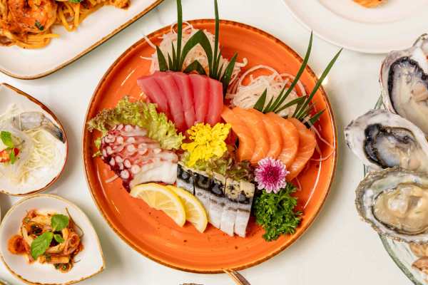 Ocean-Inspired Seafood Saturdays at Ventisi