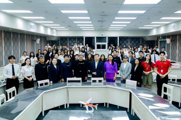 Vietjet Thailand Fuels Green Aviation Talent