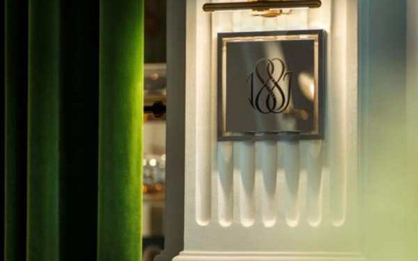 André Chiang Debuts 1887 at Raffles Singapore