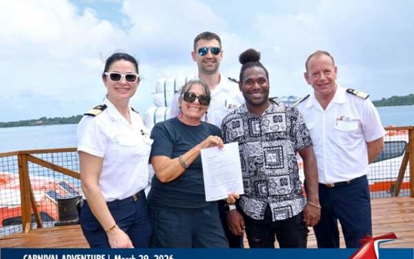 Carnival Teaches Vanuatu Kids to Swim