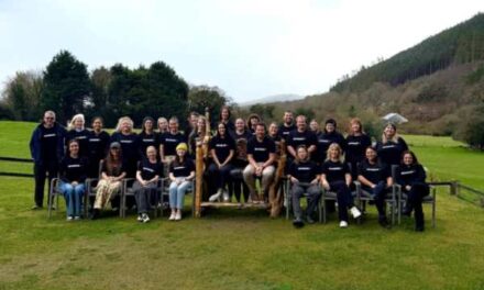 Globus Irish Famil Wows Returning Aussie Agents