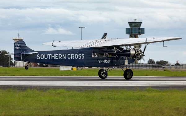 Southern Cross Replica Soars in Sydney Tribute