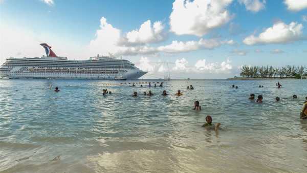 Island Nations Turn Tourist Dollars Into Conservation Power