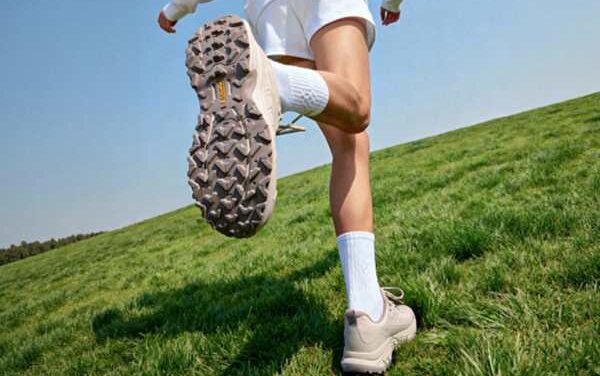 NORTIV 8 FieldLite: Hiking Shoes, Elevated