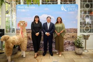 Jennifer Pizarro, PROMPERÚ’s Asia Pacific Regional Manager; Vitaliano Gallardo Valencia, Ambassador of Peru; Soledad Campos de Parry, PROMPERÚ’s Senior Trade and Investment Commissioner Sidney