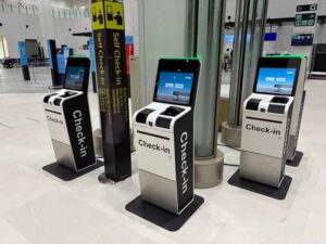 Kobe Airport’s new kiosks quietly usher passengers into a faster international era