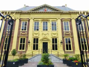 Mauritshuis exterior