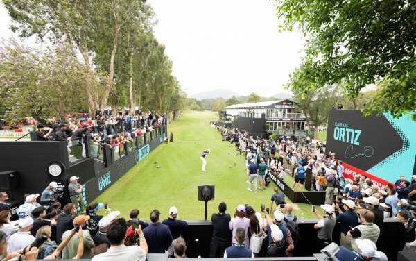 Ortiz, Burmester Tied; Smash Seizes Team Lead