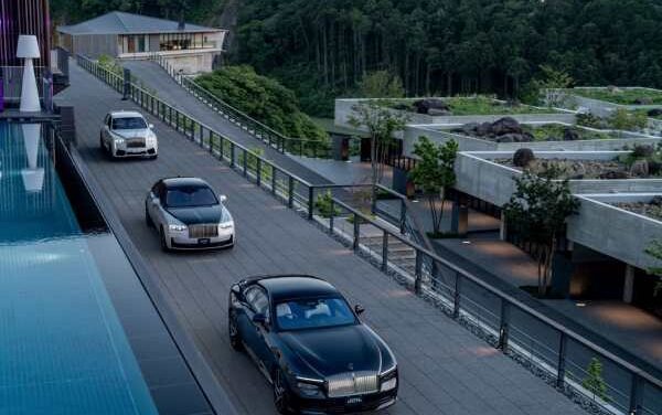 Rolls-Royce Black Badge Turns 10 in Style