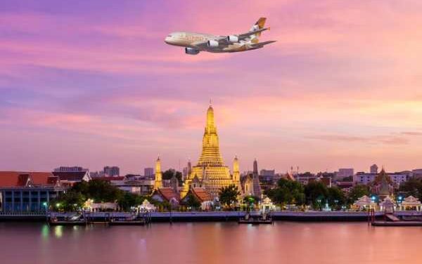 Etihad A380 Touches Down in Bangkok
