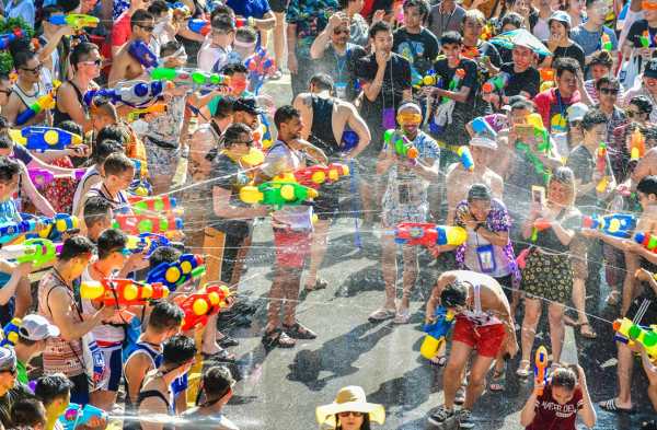 Bangkok,,Thailand,-,April,14,,2018:,People,Happy,And,Funny