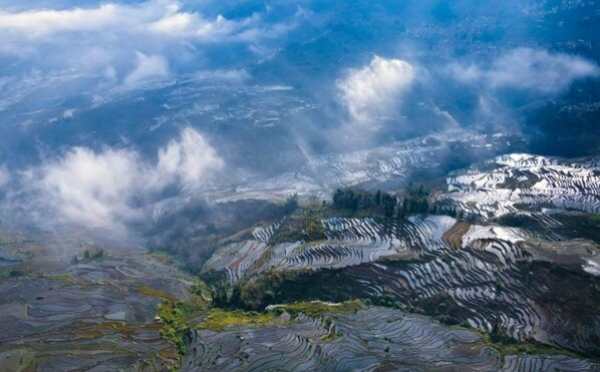 Visitors Turn Entrepreneurs in China’s Yunnan