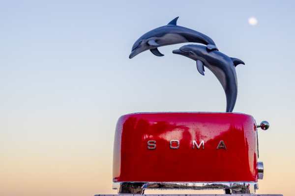 ‘SOMA’ Drew McDonald, Sculpture by the Sea, Cottesloe 2026. Photo Michael Goh