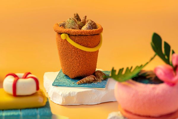 Bangkok Baking Company Serves Up Tropical Harmony