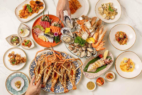 Seafood Saturdays Make Waves at Ventisi