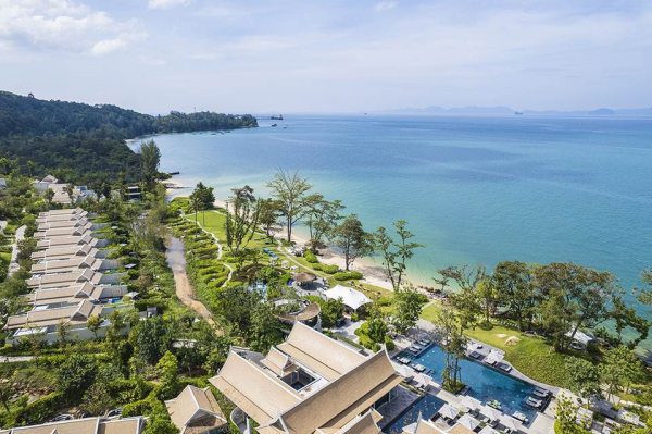Songkran Splashes Across Thailand in Festive Style