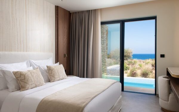 Vione Paros Returns with Effortless Design Chic