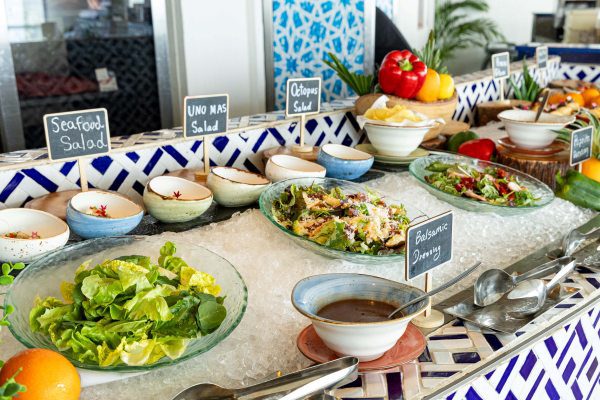 UNO MAS Serves a Sky-High Spanish Weekend Lunch