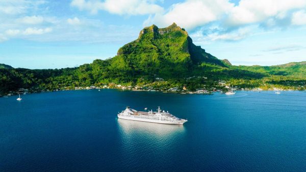 Windstar Sets Sail for 2028 Tahiti Escapes