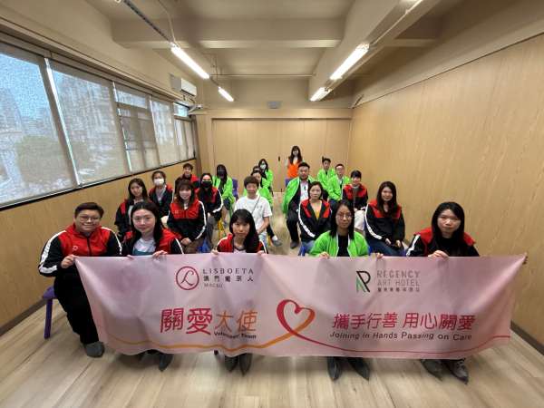 Macau Hotels Back Stray Dog Rescue Volunteer Mission