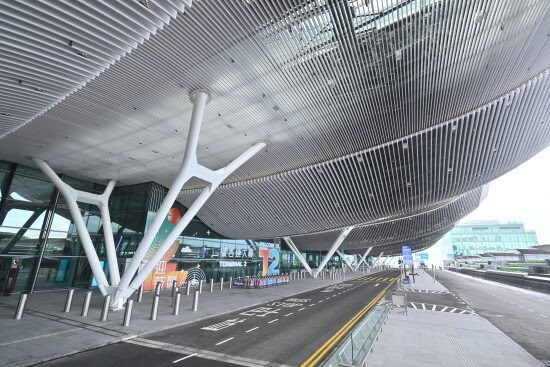 AECOM Celebrates HK Airport Terminal 2 Milestone