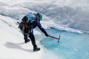 Arctic-adventures-glacier-beyond-1