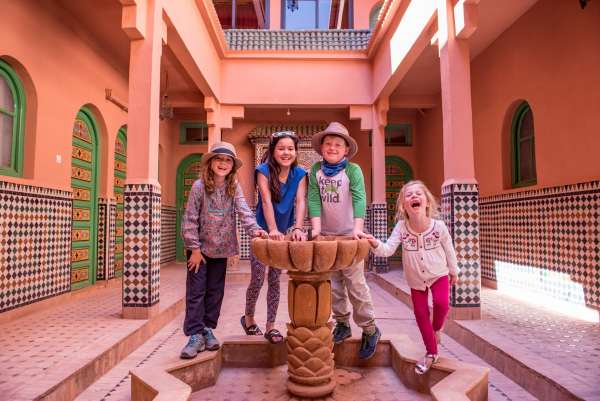 Intrepid-Travel-morocco-family_ait-benhaddou-9304