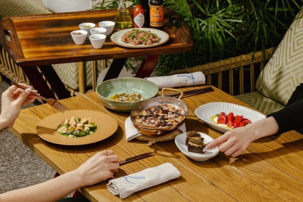 La Terrace by Louise Tunes Up Lunch & Live Nights