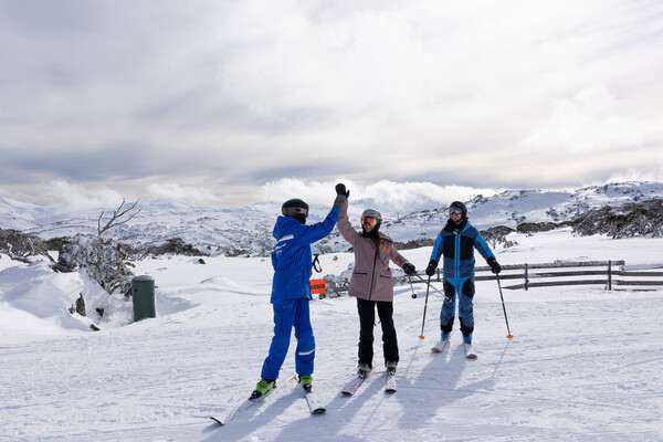 Lessons-Blue-Cow-Perisher-600x400