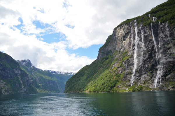 PONANT & Smithsonian Offer €500 Off 62 Sailings