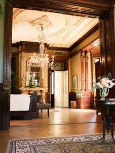 Wentworth Mansion's Grand Mansion Suite