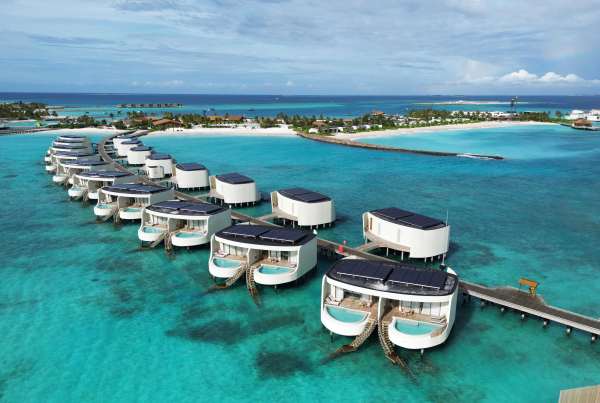 Luxury Escapes Adds Free Flights and Gold Perks