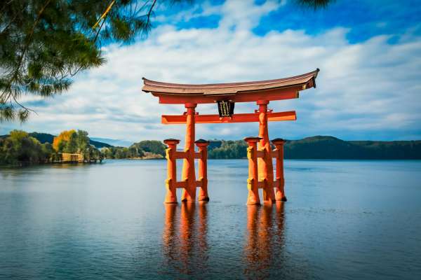 Cosmos Unveils New Asia and Africa Tours for 2027