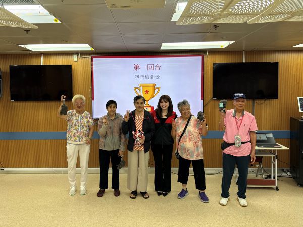 Lisboeta Macau Volunteers Bring Joy to Local Seniors